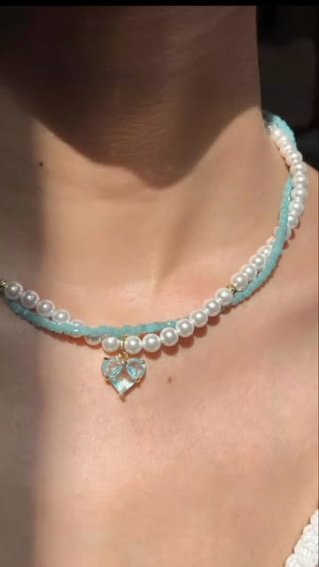 گردنبند مروارید شل و سنگ جواهری با پلاک سوارسکی
