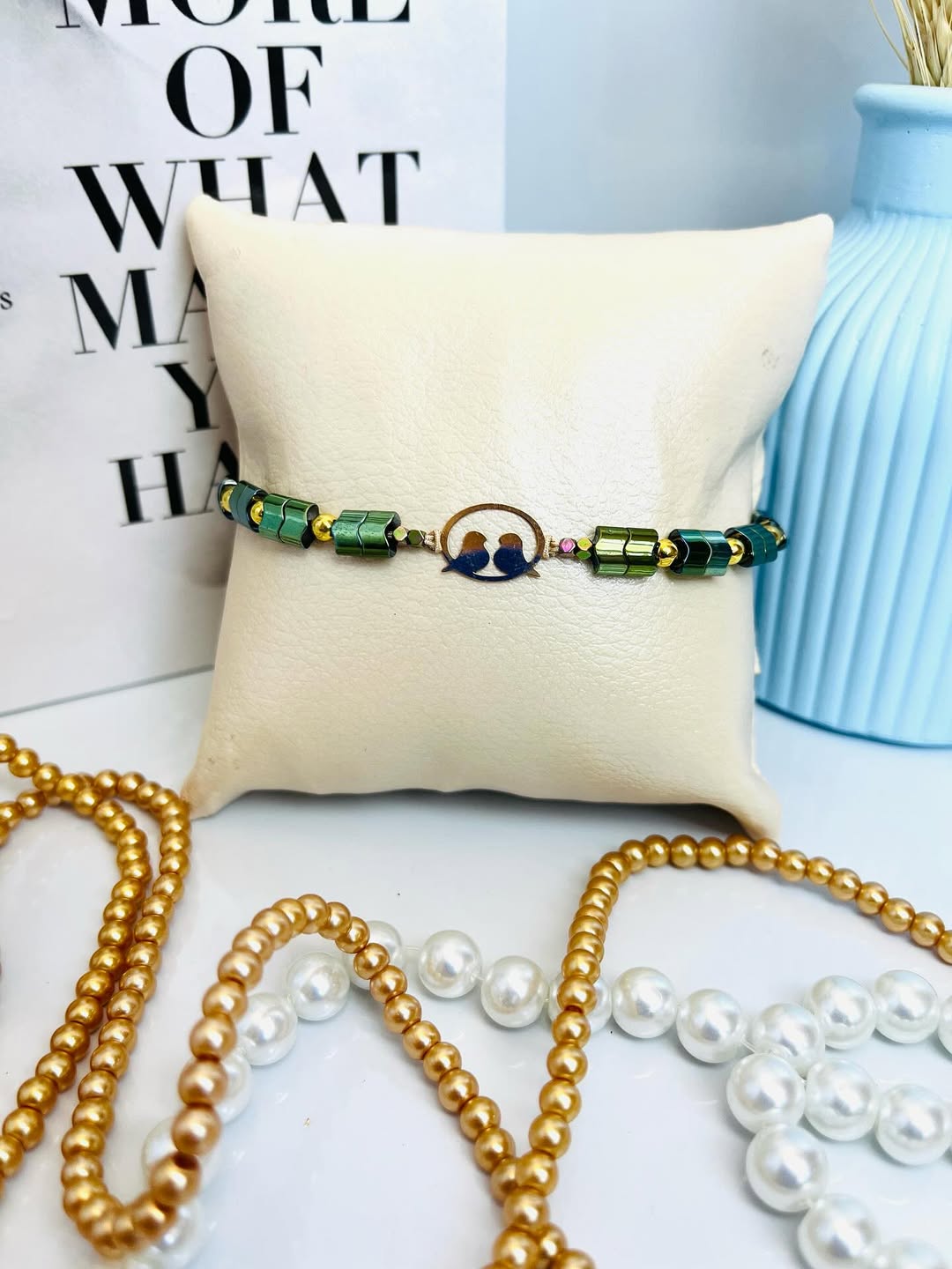 دستبند زنانه مدل سنگ حدید سبز رنگ